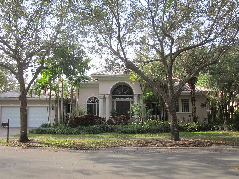 1st image of 3442 Shady Oak St