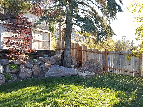 4th image of 2428 E Catalina Dr
