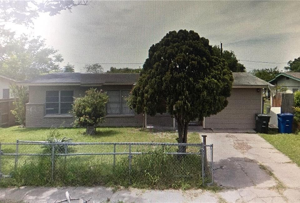 1st image of 4933 Gabriel Dr