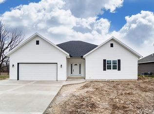 3532 Weldon Dr, Lima, OH 45806