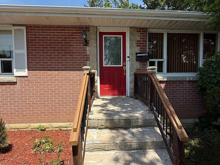 88 Crestview Ave — Photo 4