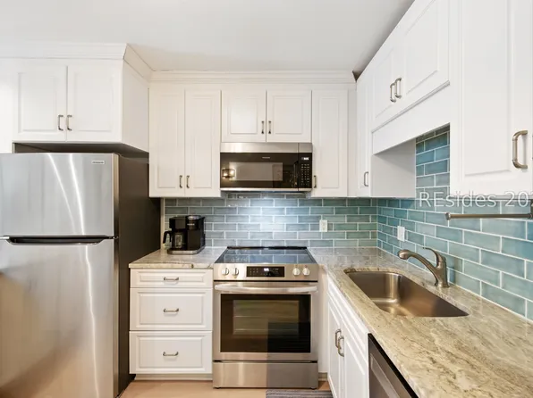 15 S Forest Beach Dr APT 3B, Hilton Head Island, SC 29928