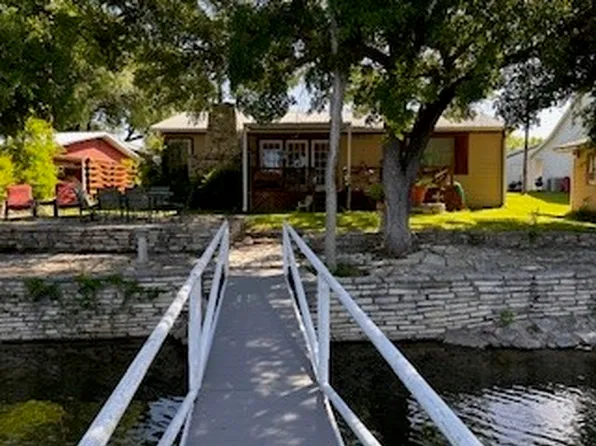 1517 McAdams Rd, Graford, TX 76449