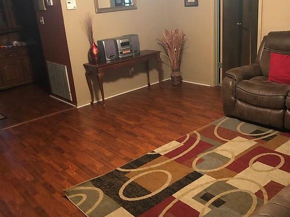 3rd image of 8304 Edmar Pl