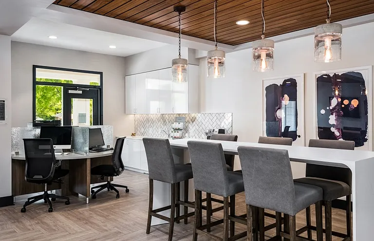 The Verandas at Lake Norman Apartments — Photo 4