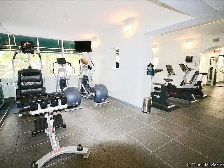 888 Brickell Key Dr #600 — Photo 22