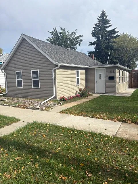 119 3rd Ave SW