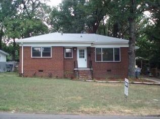 3933 Barlowe Rd, Charlotte, NC 28208