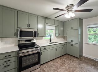 2402 S 41st St #2406, Omaha, NE 68105