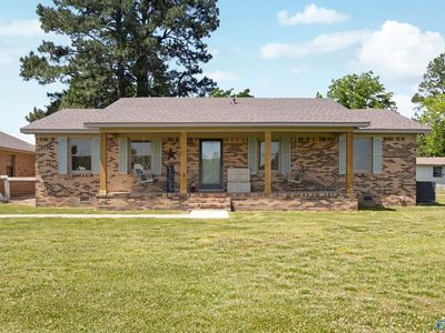 98 Johnson Rd, Danville, AL, 35619