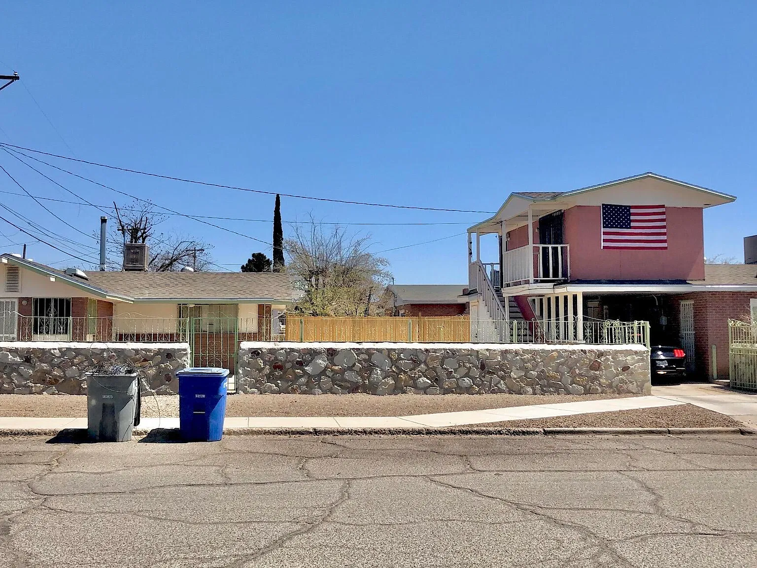 1 bed, 1.0 bath, 450 sqft, $600 — Photo 1
