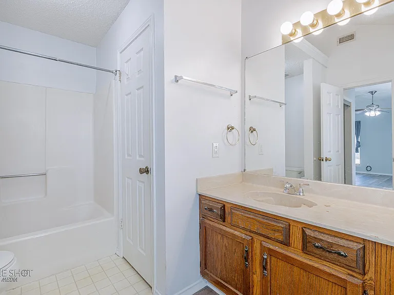 2957 Oak Ridge Ct — Photo 19