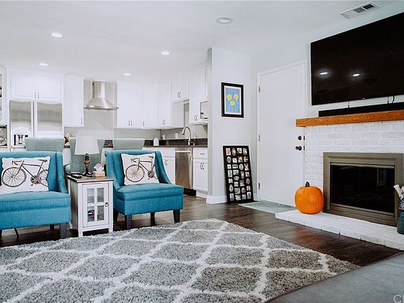 4th image of 7721 Amy Ave