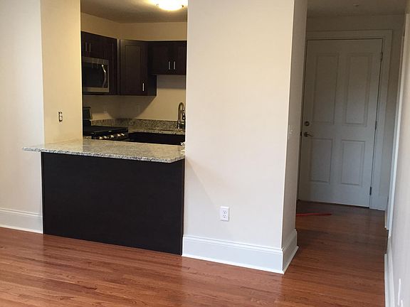 2nd image of 205 Weybosset St Unit 304