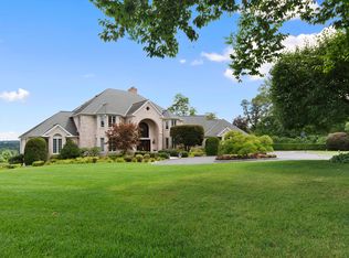 9 Fawn Ln, Armonk, NY 10504