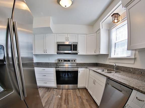 5th image of 416 22nd St #1723749