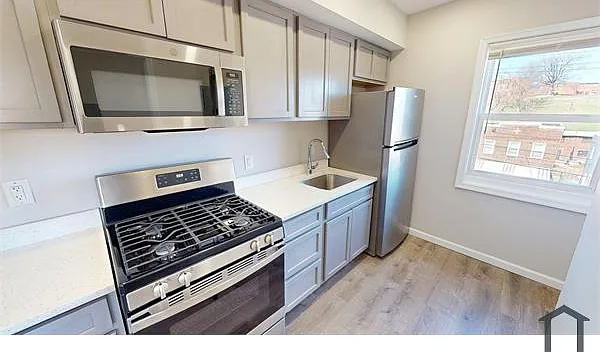 2 bed, $1,999 — Photo 3