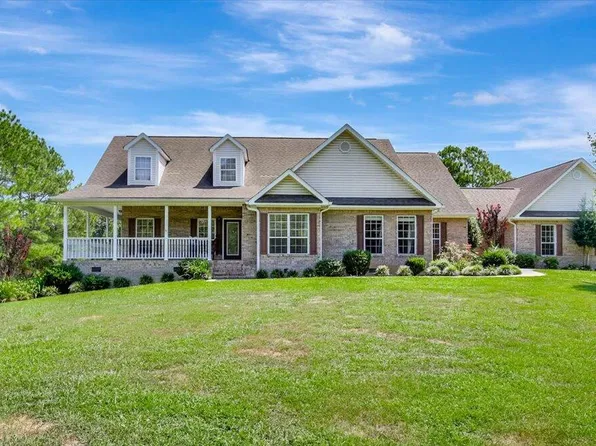 128 Shadow Springs Trl, Rock Spring, GA 30739