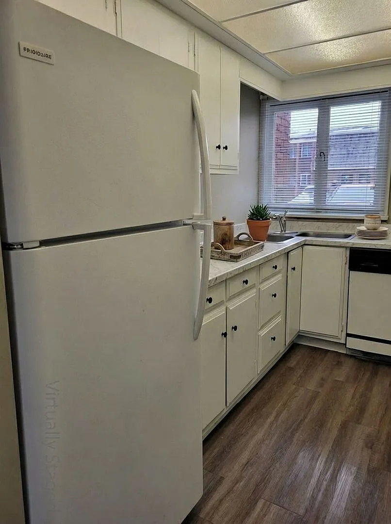 Highland North Townhomes — Photo 4
