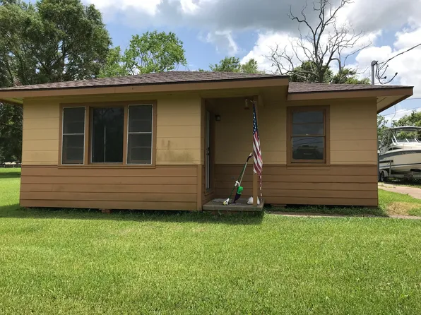 2446 67th St, Pt Arthur, TX 77640
