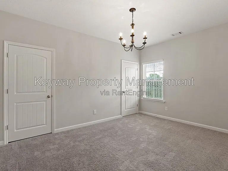 221 Ducal St — Photo 17