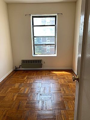 1st image of 1462 Ovington Ave #9Z