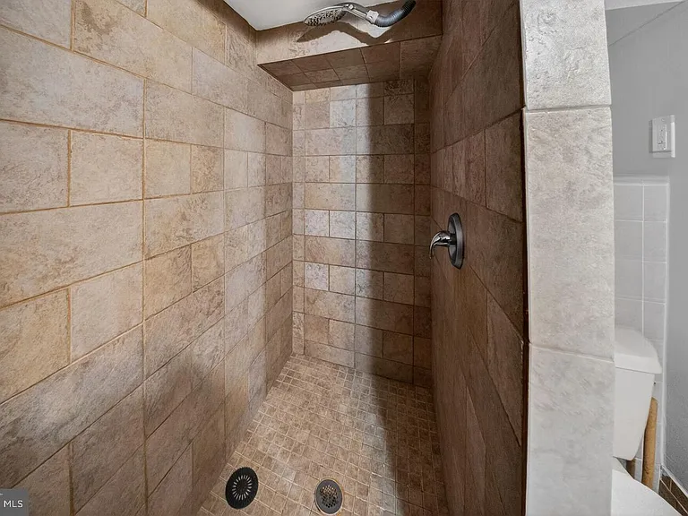 1353 Kennedy St NW — Photo 26