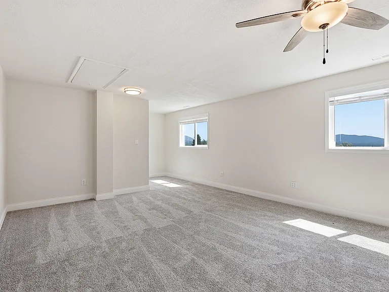 11285 Homestead Ln — Photo 7