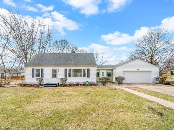 318 W 4th St, Sandwich, IL 60548