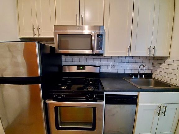 4th image of 100 W 118th St #H2