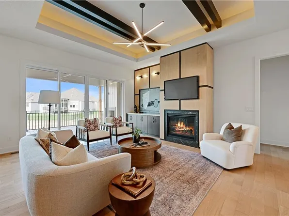 12705 W 174th St, Overland Park, KS 66221
