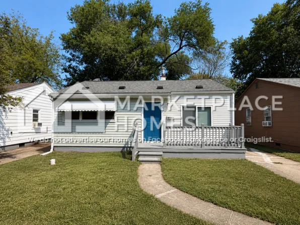 8147 Prospect Ave, Warren, MI 48089