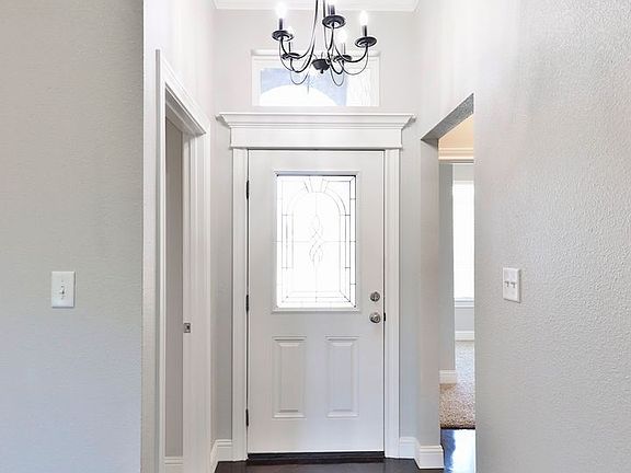 4th image of 326 Martis Way