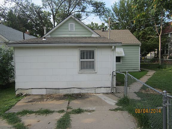 5th image of 914 Osage St