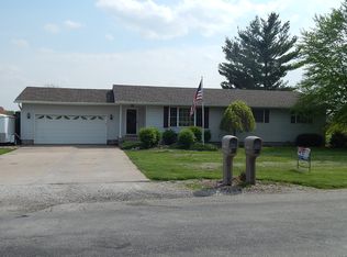 1404 10th Ave, Viola, IL 61486