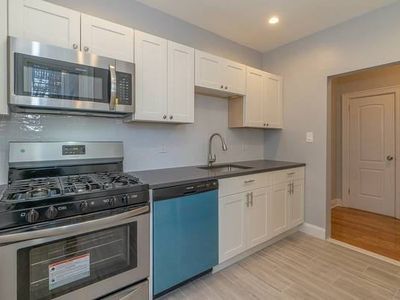 292 Harrison Ave, Jersey City, NJ, 07304
