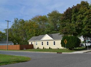 100 W Pierson Ave, Somers Point, NJ 08244