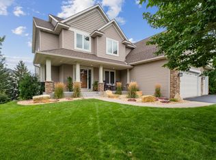 9539 Dunes Ln, Cottage Grove, MN 55016