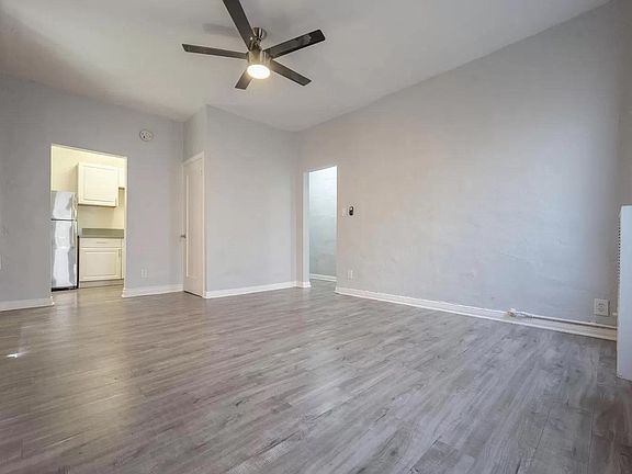 2nd image of 130 N Westmoreland Ave #311