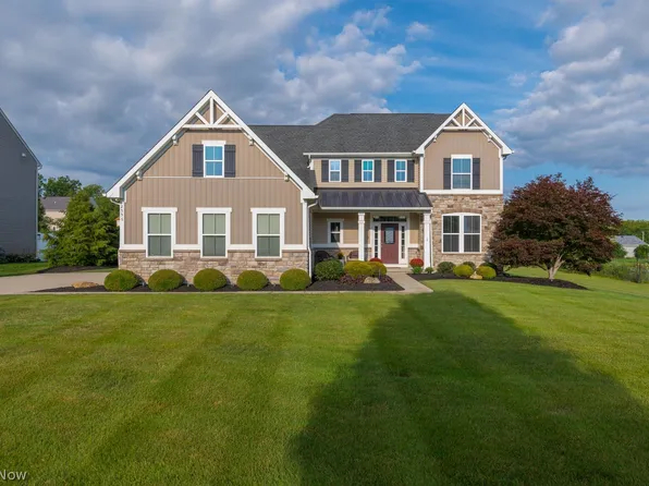 2556 Palmer Ln, Avon, OH 44011