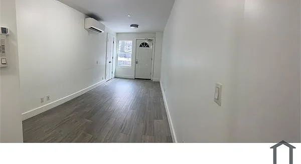 1215 Brook Ave #1 — Photo 3
