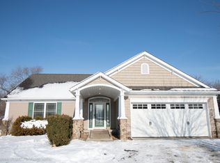 162B Beacon Point Pkwy UNIT 22, Flushing, MI 48433