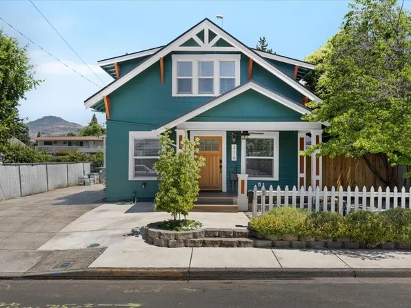 316 Howard St, Medford, OR 97504