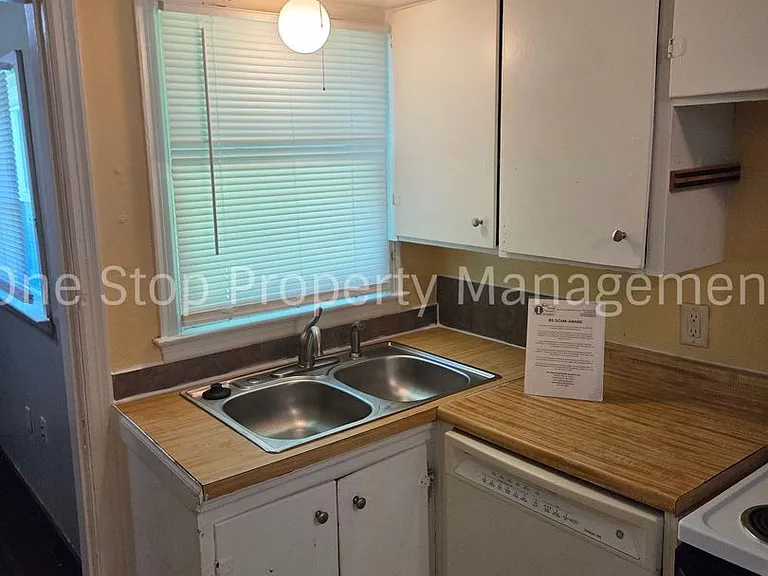6432 Overton Ave — Photo 5