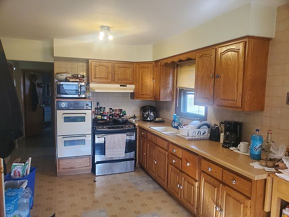 3rd image of 345 E Palmer Ave