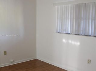 8700 SW 133rd Avenue Rd APT 301, Miami, FL 33183