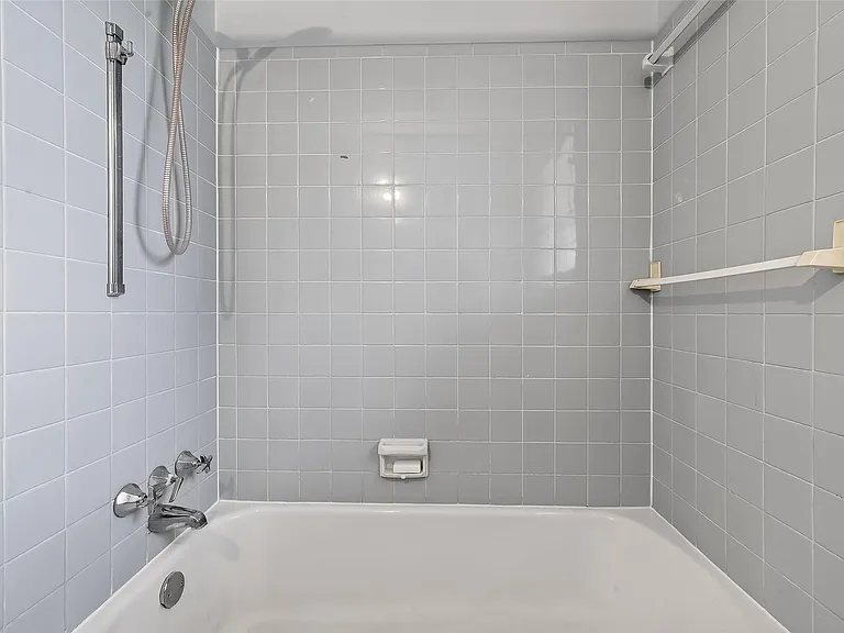 3428 Bradford St — Photo 22