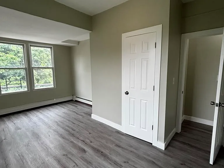 27 N Munn Ave #2 — Photo 8