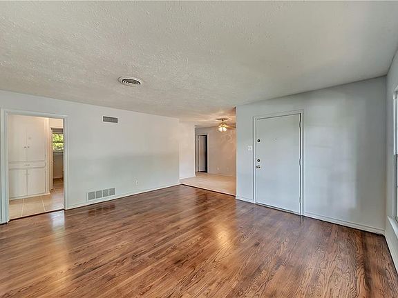 4th image of 5504 Van Natta Ln