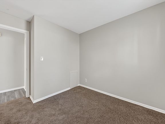 5th image of 23 W Burdick St APT 3